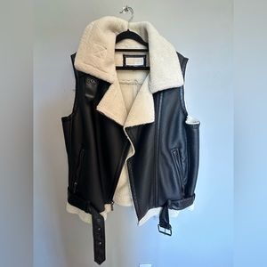SOLD!! NWOT - MICHAEL Michael Kors Faux-Leather and Shearling Moto Vest. Size L